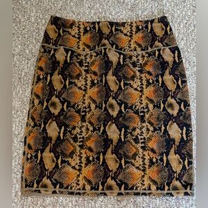 Women with Control snake skin reversible skirt size M/L